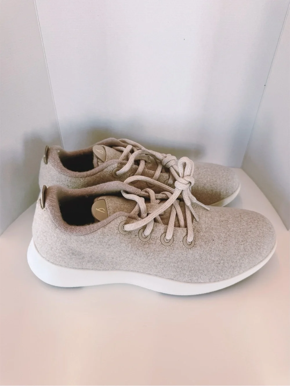 NWOT Allbirds Wool Runners Natural Light Beige Merino Wool Sneakers, Size 10